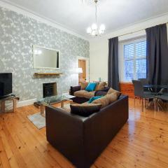 Linburn House Apartment