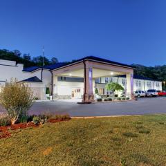 Holiday Inn Express Hurricane Mills Waverly, an IHG Hotel