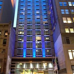 Holiday Inn Express - Times Square South by IHG