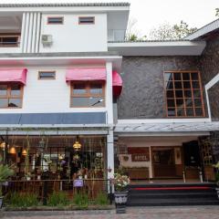 Baratha Hotel & Resto