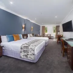 Hyde Park Inn