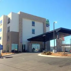 Holiday Inn Express and Suites Tahlequah by IHG