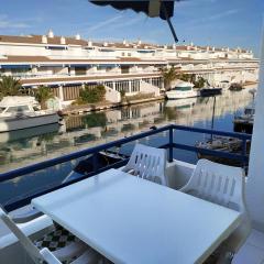 Apartamentos El Puerto 3000