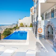 Villa La Terrasse Palheiro Village with private pool by HR Madeira