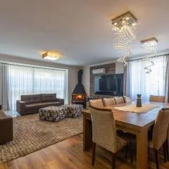 Luxuoso Apartamento no Coração de Gramado