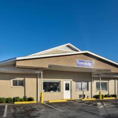 Travelodge by Wyndham Orangeburg