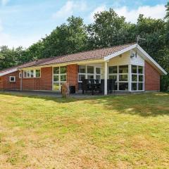 Four-Bedroom Holiday home in Oksbøl 18