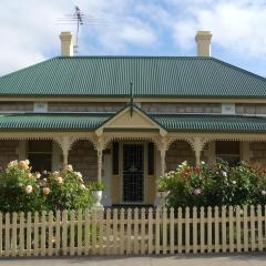 Cabernet Cottage