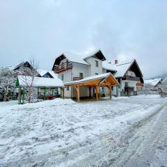 Apartments Green Paradise