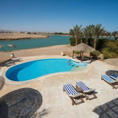 Rent Charming Villa in El Gouna with Private Heated Pool for FAMILIES
