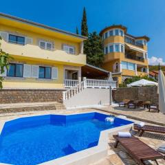 VILLA VISA
