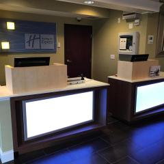 Holiday Inn Express Hotel & Suites St. Paul - Woodbury by IHG