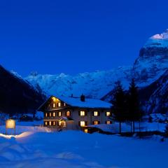 ホテル ガルニ ホシュタット（Hotel Garni Hostatt）