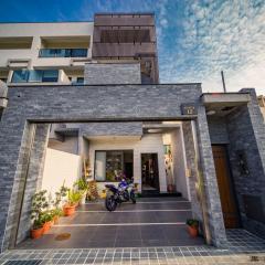 黑琵軼棧湖濱旅宿 K&B Happy Hostel