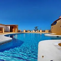 Cozy Townhouse With Ocean Views in Costa Adeje