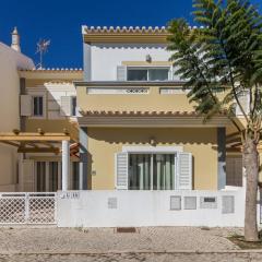 Villa Amoreira by ALGARVEMANTA