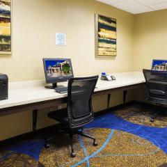 Holiday Inn Express & Suites Midland Loop 250 by IHG