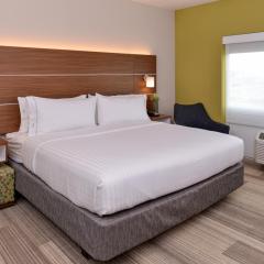 Holiday Inn Express & Suites Trinity by IHG