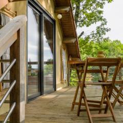 Studio cosy perché dans les arbres au coeur du Périgord proche Sarlat