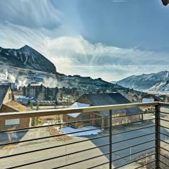 Crested Butte Townhome with Views - Steps to Lifts!