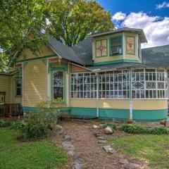 Russellville House with Garden - Walk to Main Street