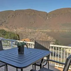 Coulee City Home w/ Mtn Views - Steps to Blue Lake