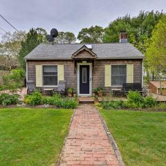 Cute East Hampton Cottage with Patio - Walk to Beach