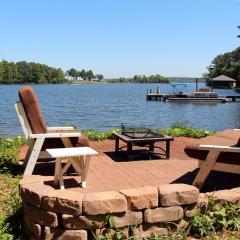 Frankston Home with Deck and Fishing on Lake Palestine!
