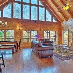 Smoky Mountain Views and Hot Tub Spacious Cabin!