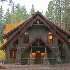 Ashland Lodge with Lake Views and Game Room Loft