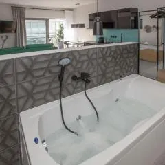 Ermou Monastiraki View Acropolis w Jacuzzi