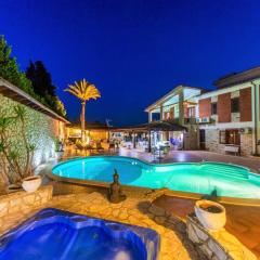 Villa Blondie con piscina a Castellammare del Golfo