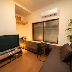 3 Bedrooms Home in Shinjuku's Food Heaven Area