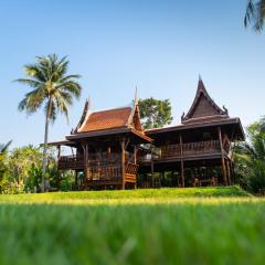 マイキアウ ダムノエン リゾート（Maikaew Damnoen Resort）