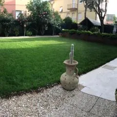 Shell House, Casa con ampio giardino a 100m dal mare