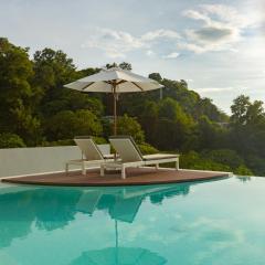 Palmetto by Holy Cow, 2-BR, Sea View