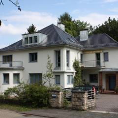 Villa Brodthage, App. 3