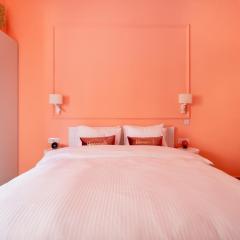 Glamorous Pink Pearl Studio Beach