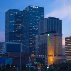 郑州郑东智选假日酒店