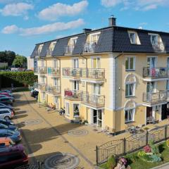 VILLA DORA - CENTRUM, PODGRZEWANY BASEN 5m x 10m, Plac zabaw, Parking