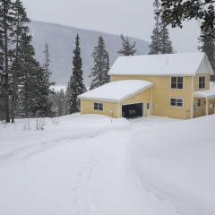 Alma Home with Mtn Views about 20 Mi to Breckenridge