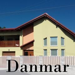 Vila Danmar - rent whole vila or upper floor apartment