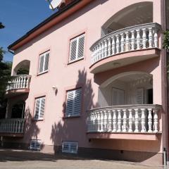 Apartmani Lili