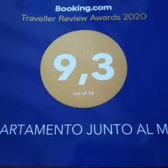 APARTAMENTO JUNTO AL MAR