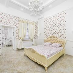 NEW!Designer apartment on Deribasovskaya