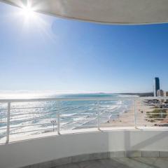 Oceanfront Panoramic Beach View