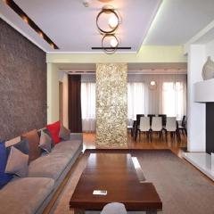 Northern Avenue - Teryan crossroads 3bedroom Grand Duplex TT444