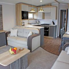 The Royal Clovelly caravan with sea views