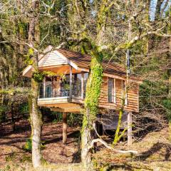 Finest Retreats - The Tree House - Eco-Friendly, Back to Nature Experience