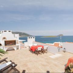 Bay watch Apartment close to the airport at PORTO RAFTI